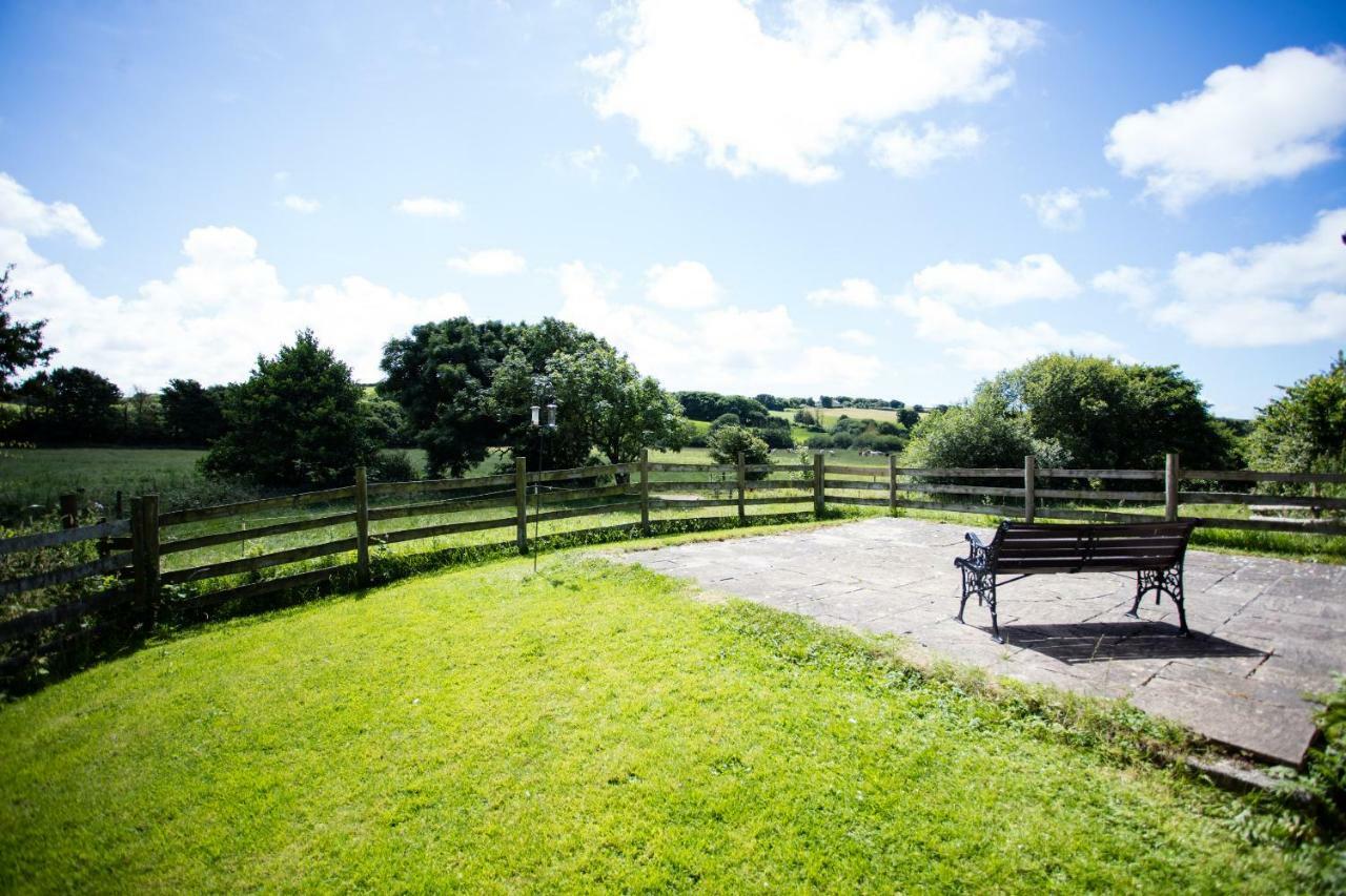 Sharlands Farm Holiday Cottages Bude Eksteriør billede