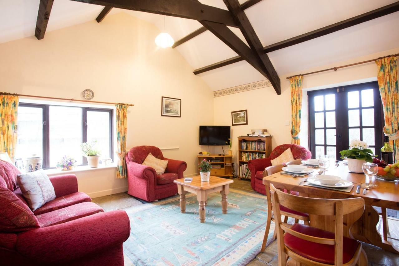 Sharlands Farm Holiday Cottages Bude Eksteriør billede